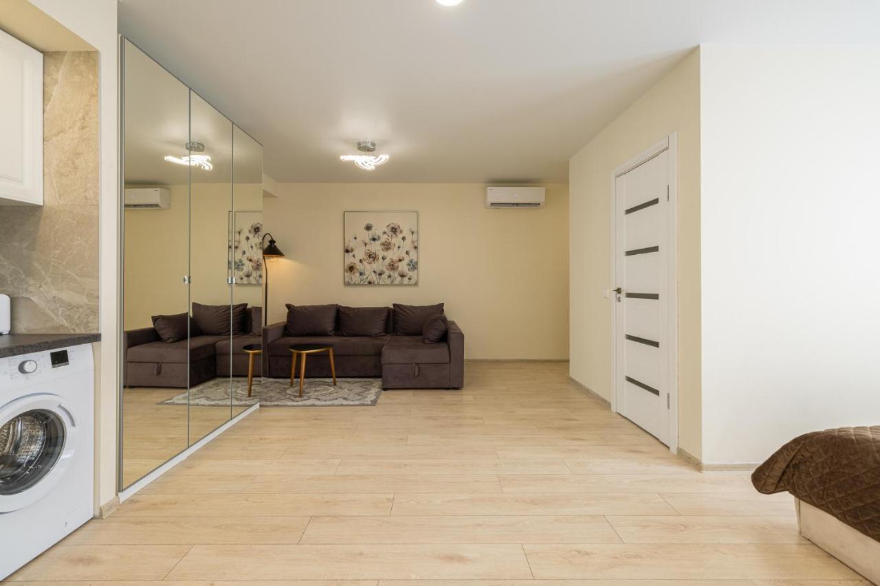 Dharma Stay Apartamentai Тельше Екстер'єр фото