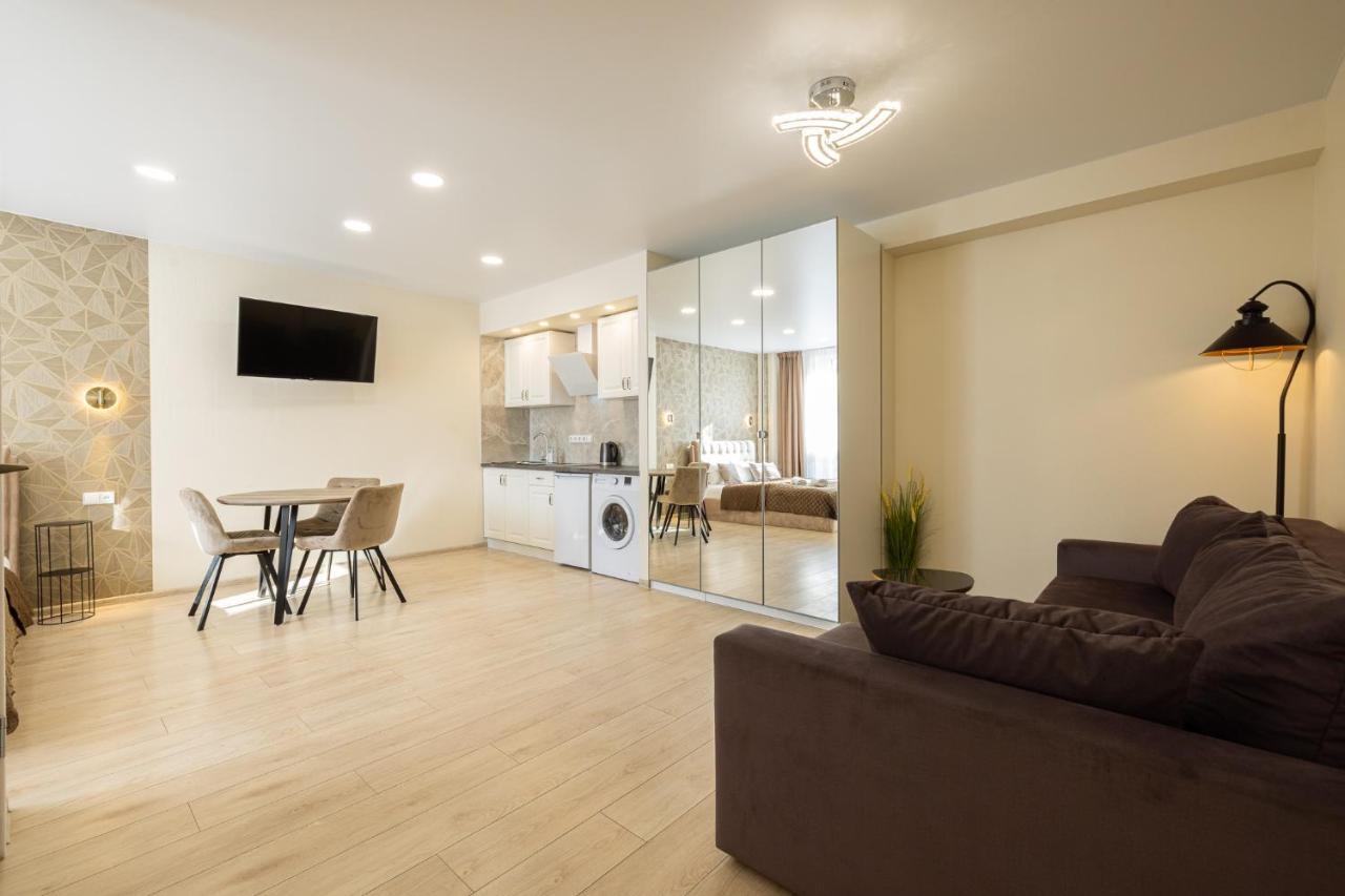Dharma Stay Apartamentai Тельше Екстер'єр фото
