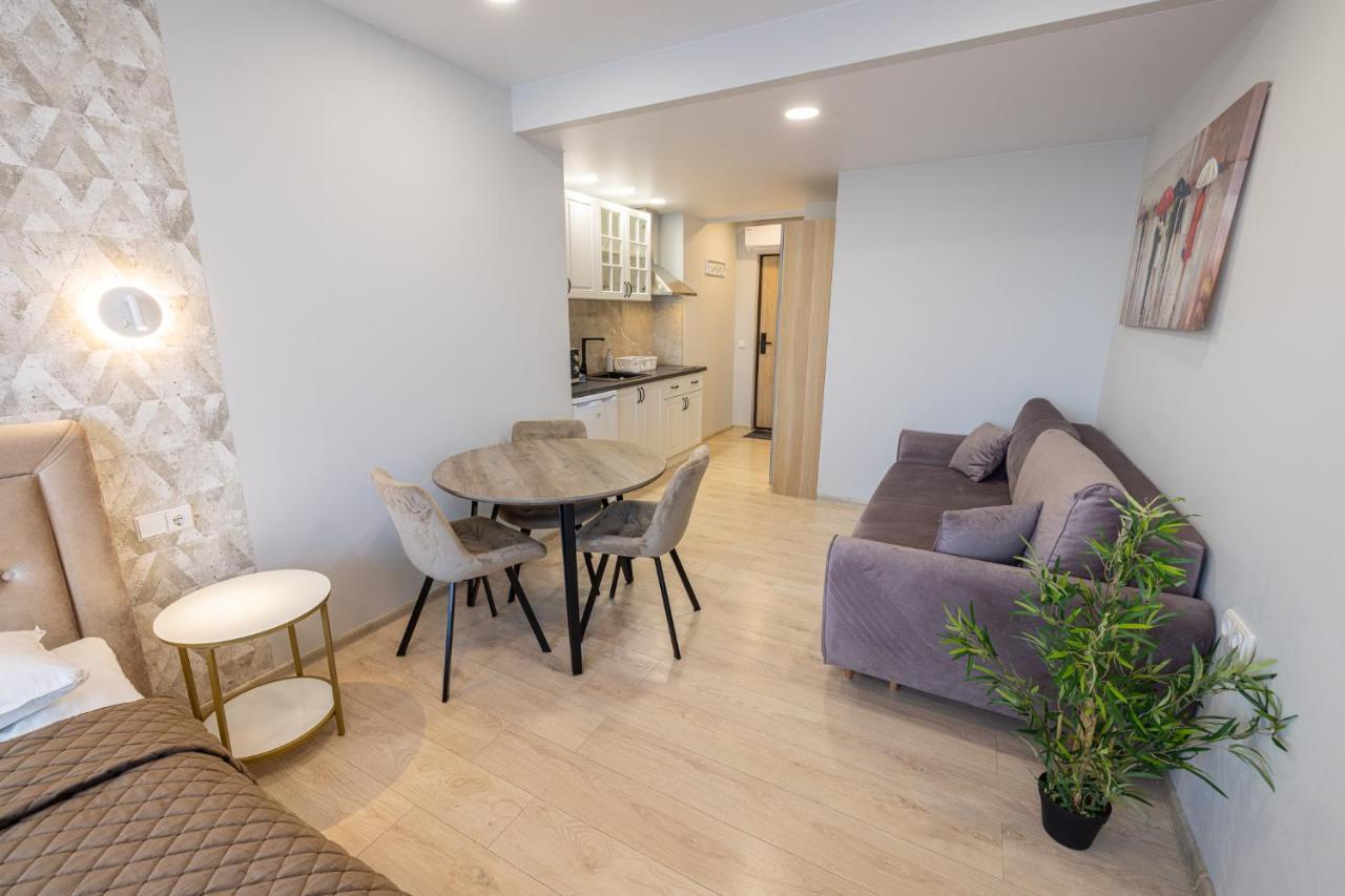 Dharma Stay Apartamentai Тельше Екстер'єр фото